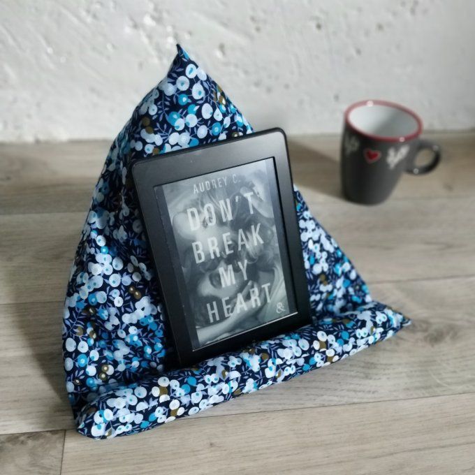 coussin de lecture baies bleues